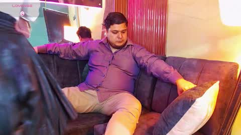 julietta max  online show from November 2025 01:43:01 PM