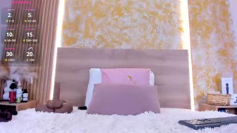 Snapshot of julietta_pink chatting on June 2026 12:08:01 PM Julieta online show from June 2026 12:08:01 PM