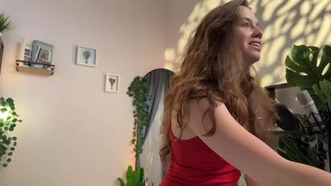 Julie online show from January 2025 12:31:02 PM