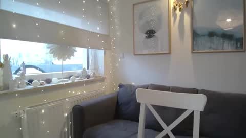 JulietteSensual online show from December 2025 08:20:01 AM