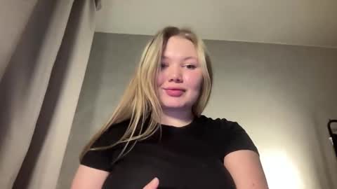 Julie online show from February 2026 03:02:02 AM