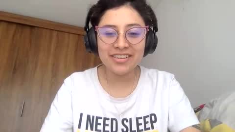 Julieta online show from December 2025 04:25:02 PM