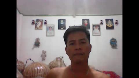 Julius online show from February 2026 01:31:02 PM