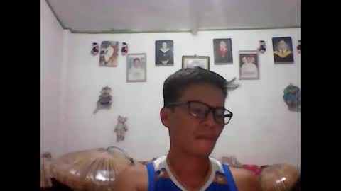 Julius online show from February 2026 01:51:02 PM