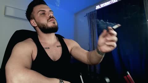 JULiUS   online show from February 2025 12:04:01 AM