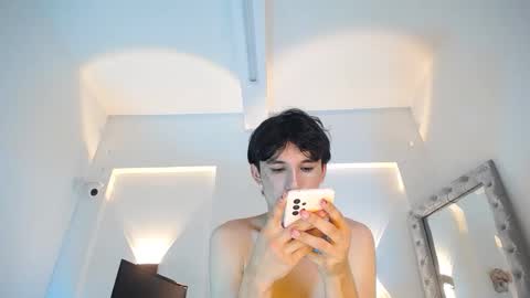 Snapshot of jullian_ricci chatting on April 2026 08:21:01 PM jullian online show from April 2026 08:21:01 PM