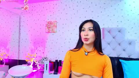 Julieta Reyes   online show from March 2026 11:57:01 AM