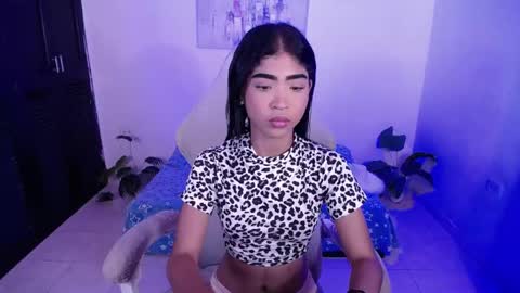 Snapshot of jully_dreams chatting on April 2026 06:16:01 PM July online show from April 2026 06:16:01 PM