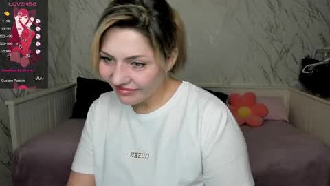Jully online show from April 2026 06:14:02 PM