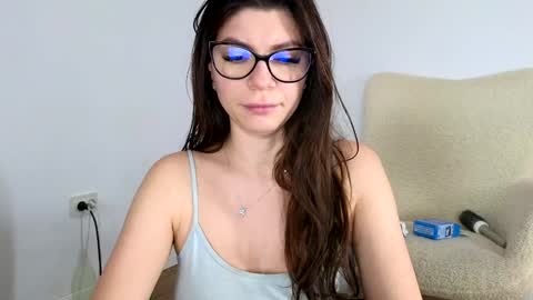 Jully online show from January 2025 12:49:02 PM