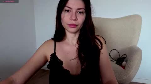 Jully online show from November 2025 10:34:02 AM