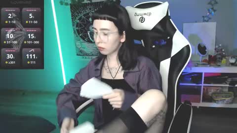 Baroness Von Cringe online show from February 2025 05:42:01 PM