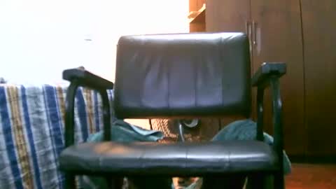 Mia online show from March 2025 08:15:01 AM