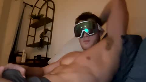 Snapshot of juniormadison69 chatting on February 2025 02:19:02 AM Junior Madison online show from February 2025 02:19:02 AM