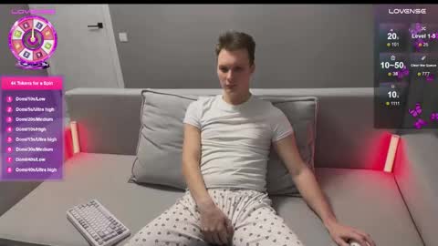 Snapshot of junkii_bae chatting on February 2026 01:15:02 AM TeddyAndAlex online show from February 2026 01:15:02 AM