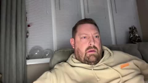 Snapshot of junky345 chatting on December 2024 04:40:01 PM Junky online show from December 2024 04:40:01 PM