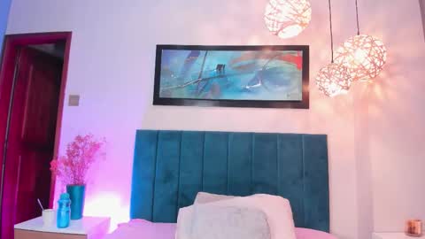 Jupiter Fox online show from October 2025 11:58:01 PM