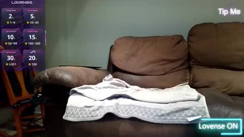 jus4u44 online show from March 2026 11:58:02 AM