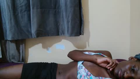 Snapshot of just_ebonee chatting on November 2025 12:09:01 AM just ebonee online show from November 2025 12:09:01 AM