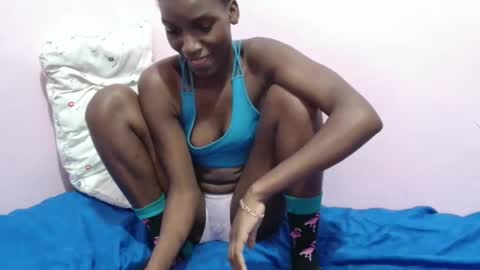 Snapshot of just_ebonee chatting on December 2025 09:35:01 PM just ebonee online show from December 2025 09:35:01 PM