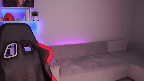 Snapshot of just_emmy chatting on January 2025 04:45:01 AM just call me Emmy online show from January 2025 04:45:01 AM