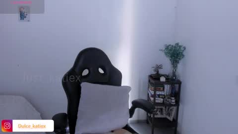 Sofia online show from March 2026 06:13:01 PM