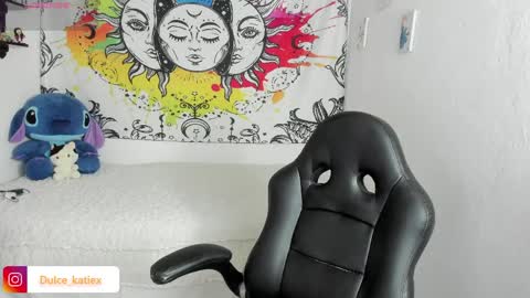 Sofia online show from April 2026 02:03:02 PM