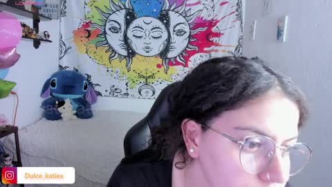 Sofia online show from April 2026 10:11:02 PM