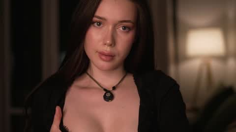 Snapshot of justbarbie_new_ chatting on June 2026 07:48:01 PM Katarina online show from June 2026 07:48:01 PM