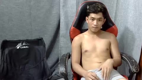 Cyril online show from April 2026 01:04:01 PM