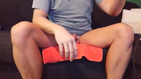 justcheckinitout81 online show from April 2026 07:44:02 PM