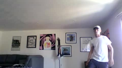 justhavingfun111 online show from October 2025 09:56:01 PM