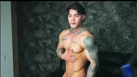 Snapshot of justin_clark1 chatting on June 2026 03:20:02 AM justin clark1 online show from June 2026 03:20:02 AM