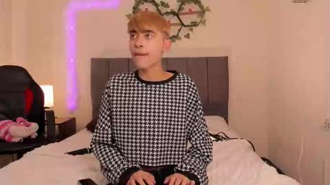 Justin online show from September 2025 11:33:02 AM