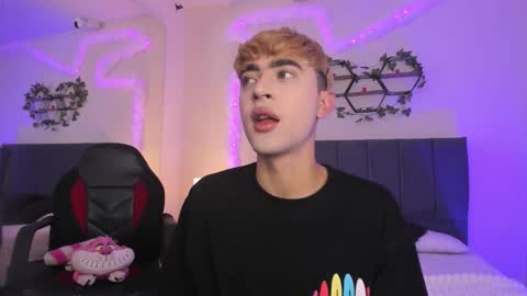 Justin online show from October 2025 11:33:02 AM