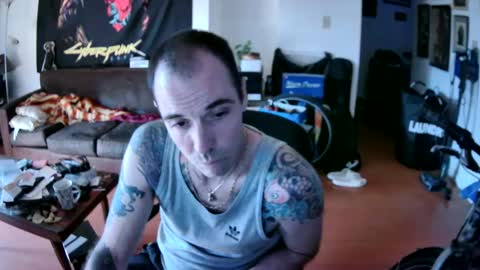 justinelsmith online show from September 2025 01:18:01 AM