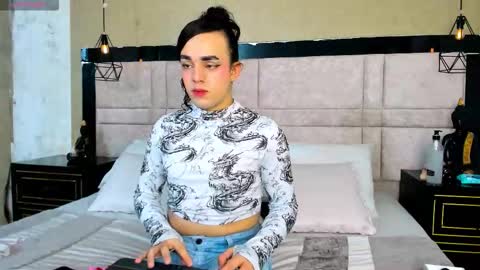 Justine online show from February 2026 04:46:02 AM