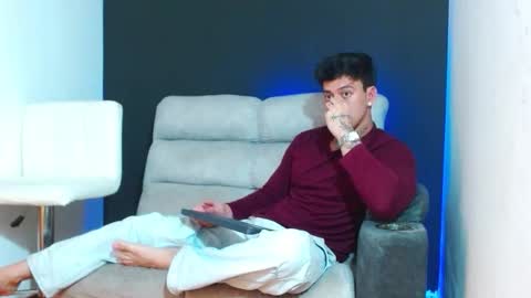 justinfuller_31 online show from March 2026 06:58:02 PM