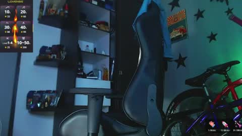 Snapshot of justinsc chatting on July 2026 12:17:02 AM Justinsc online show from July 2026 12:17:02 AM
