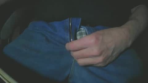 Justme39057 online show from December 2024 07:43:02 PM