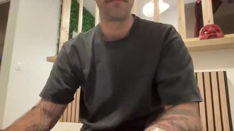 justmeandyou00 online show from February 2025 05:47:02 PM