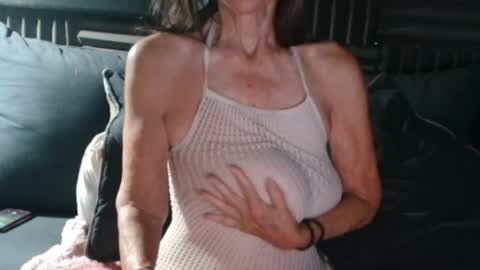Snapshot of justmebev19591234 chatting on June 2026 10:20:01 AM Bev aka Diamond online show from June 2026 10:20:01 AM