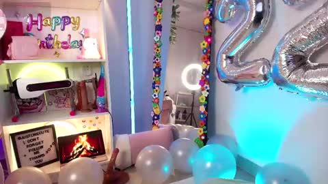 Snapshot of justonecute chatting on May 2026 03:01:01 AM Emy online show from May 2026 03:01:01 AM