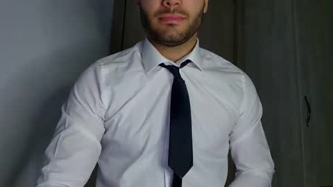 Justin online show from April 2026 09:23:01 PM