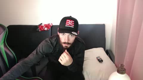 justyouraveragebeast online show from November 2025 07:35:02 PM