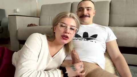 KITTY AND NICK Broadcast start time 10 am and 10 pm Moscow time online show from April 2026 08:53:02 AM