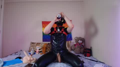 Alex online show from April 2026 09:39:33 PM