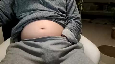 KI e697a5e69cac online show from December 2025 03:29:01 PM