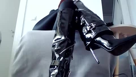 k_queen36 online show from March 2026 01:29:02 PM