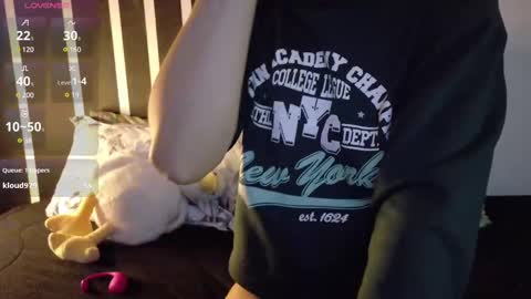 Snapshot of kad_kad chatting on February 2025 06:32:02 PM Kanela online show from February 2025 06:32:02 PM